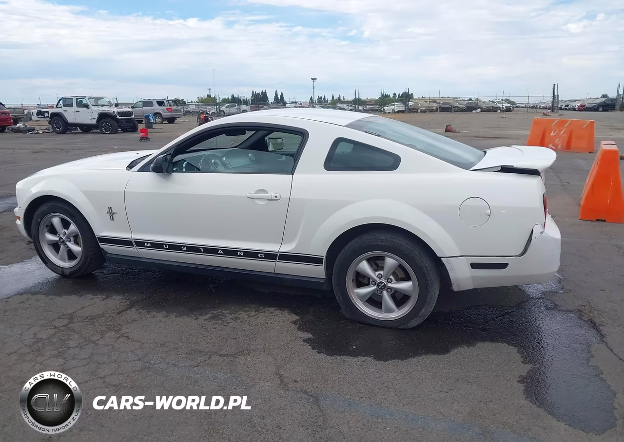 2007 Ford Mustang VIN:1ZVFT80N675363683 - 14