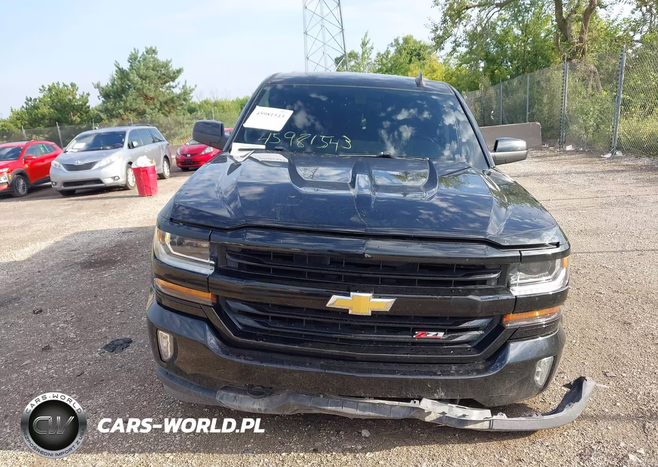 2018 Chevrolet Silverado 1500 2Lt VIN:3GCUKREC3JG156677 - 12