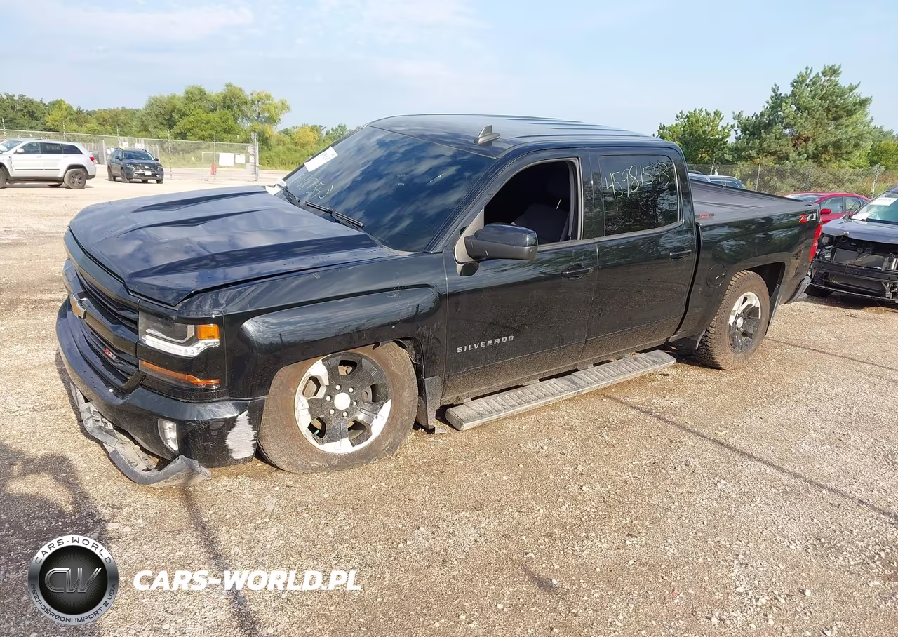 2018 Chevrolet Silverado 1500 2Lt VIN:3GCUKREC3JG156677 - 2