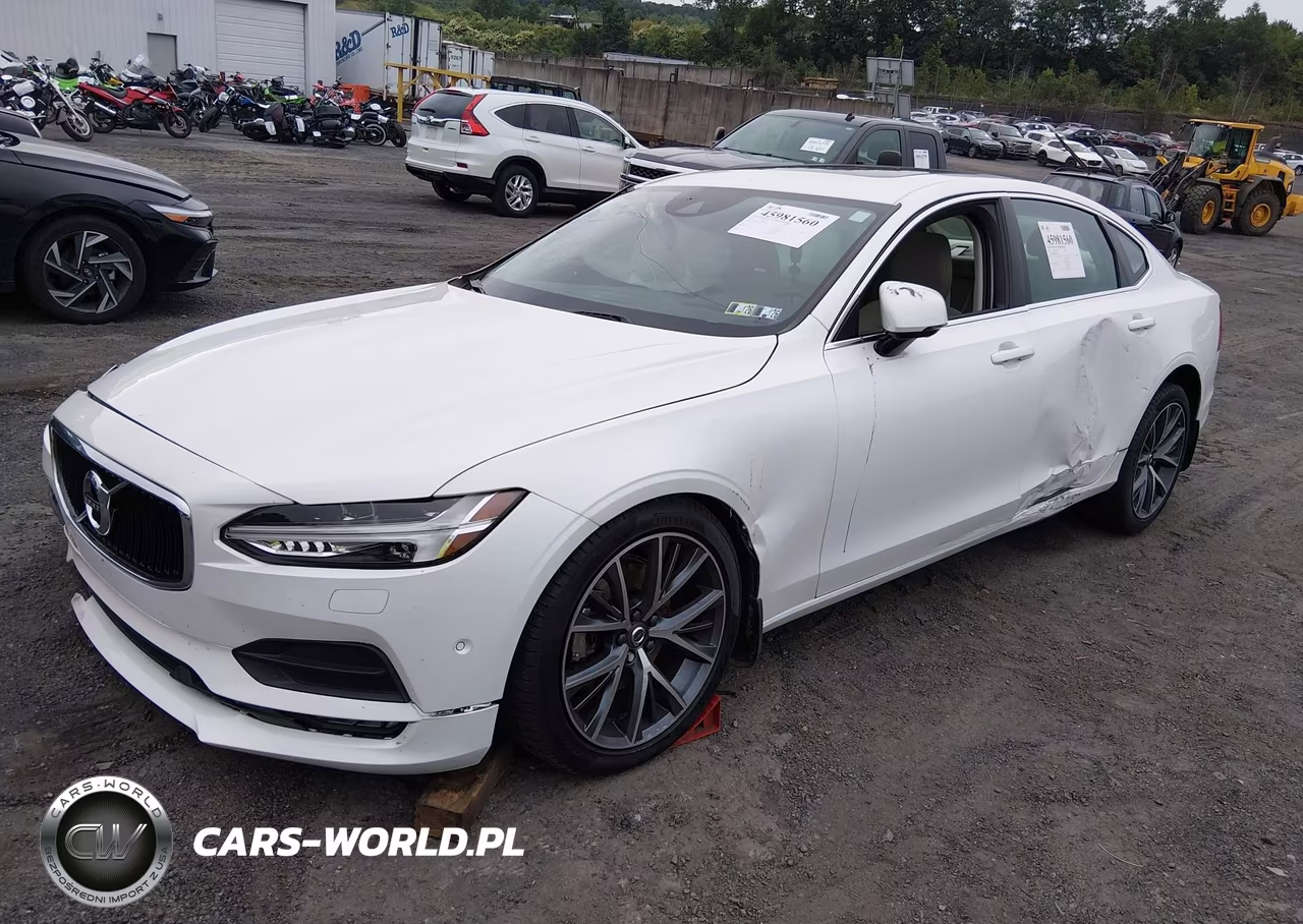 2018 Volvo S90 T5 Momentum VIN:LVY982MKXJP034472 - 2