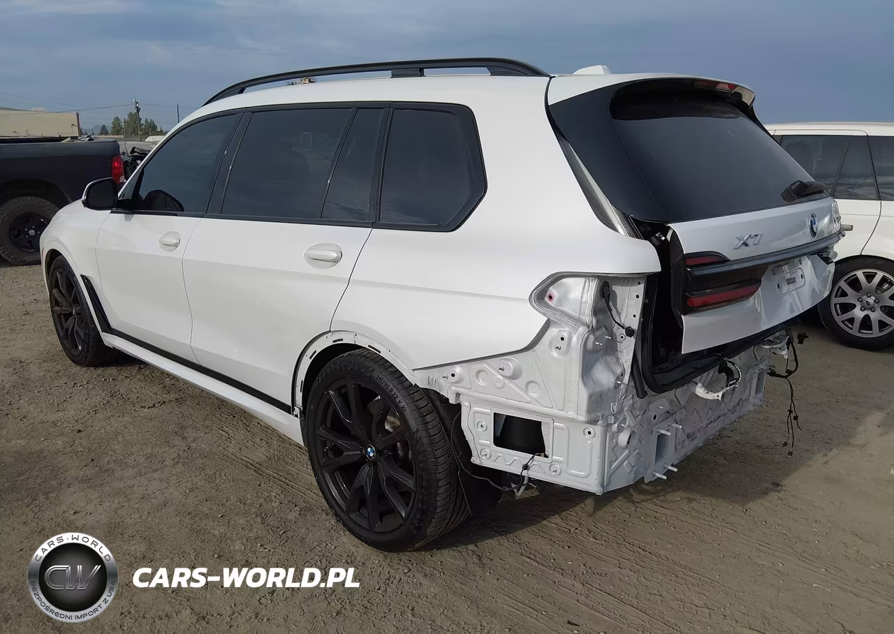 2025 BMW X7 xDrive40I VIN:5UX23EM09S9Z84365 - 3