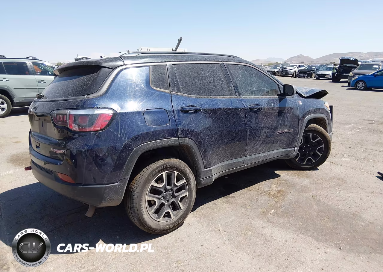 2019 Jeep Compass Trailhawk 4X4 VIN:3C4NJDDB5KT811370 - 4
