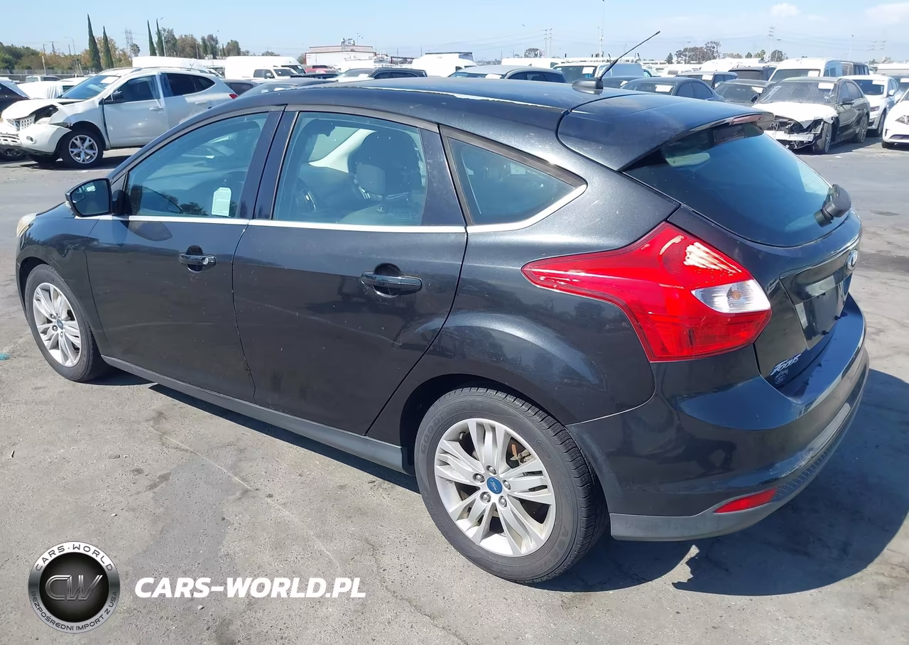 2012 Ford Focus Sel VIN:1FAHP3M2XCL422989 - 3