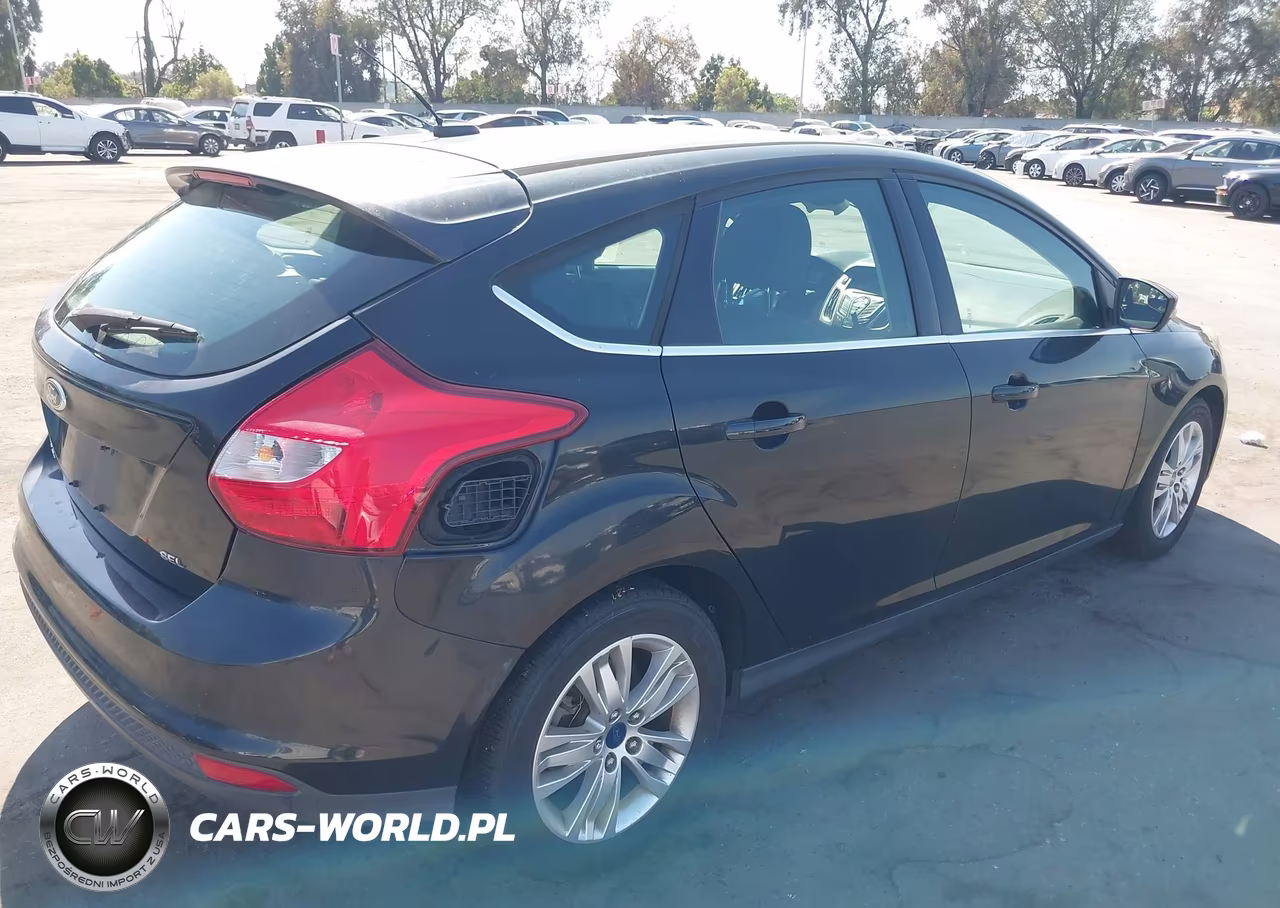 2012 Ford Focus Sel VIN:1FAHP3M2XCL422989 - 4