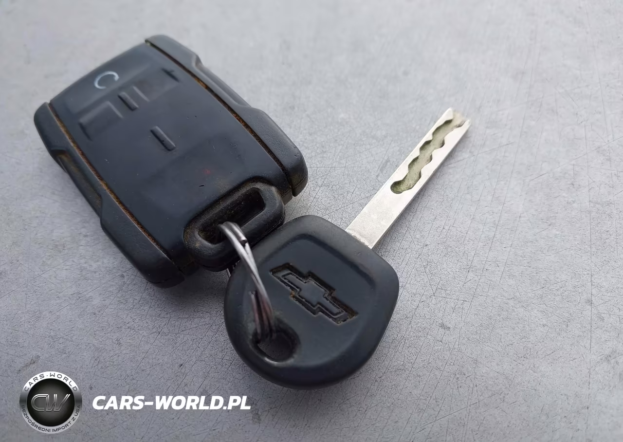 2019 Chevrolet Suburban Lt VIN:1GNSKHKCXKR392080 - 11