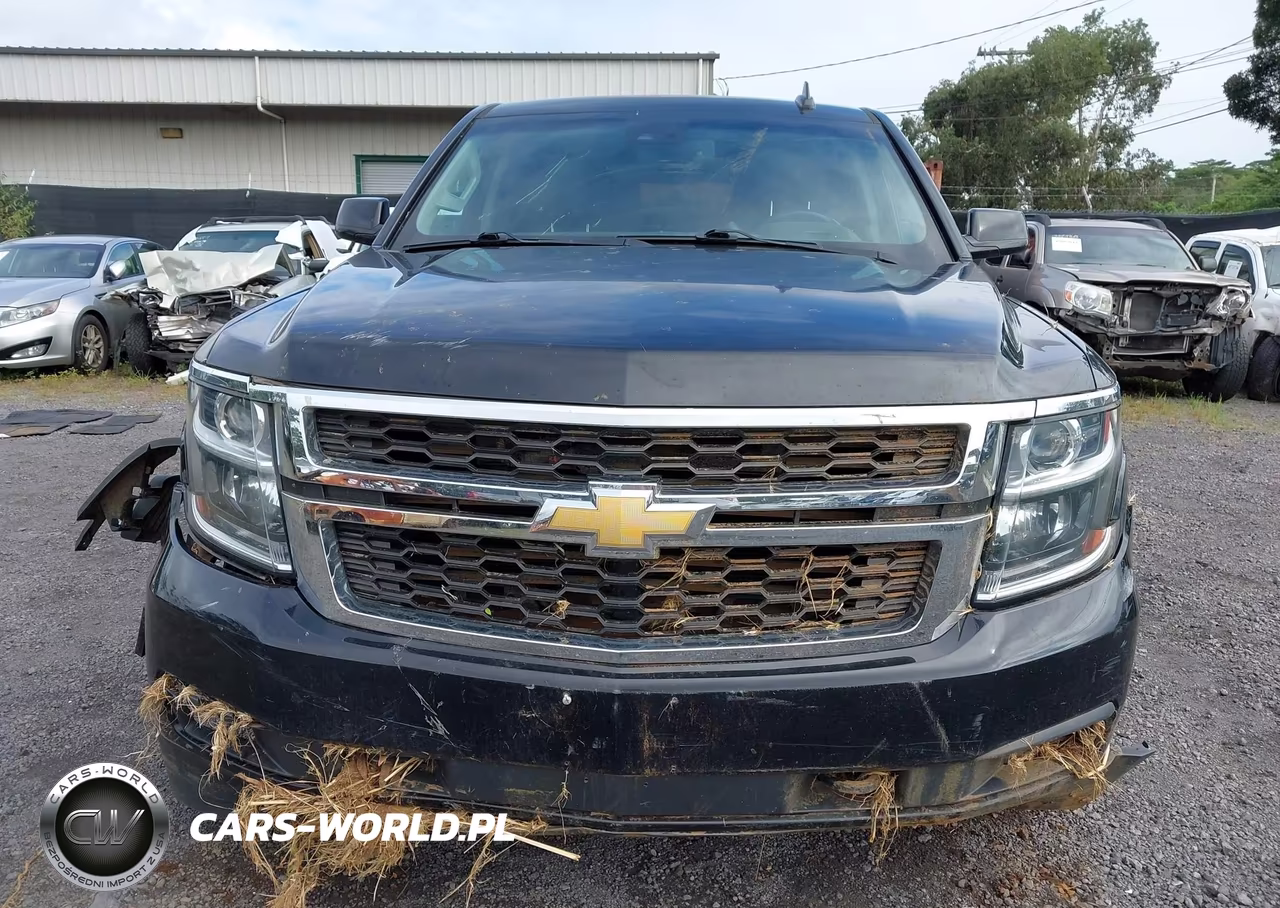 2019 Chevrolet Suburban Lt VIN:1GNSKHKCXKR392080 - 12