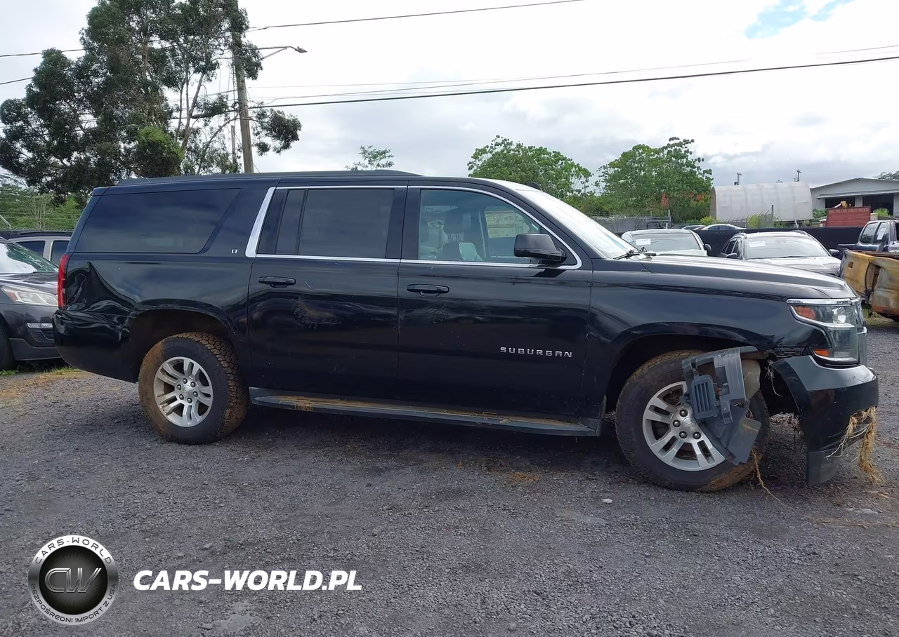 2019 Chevrolet Suburban Lt VIN:1GNSKHKCXKR392080 - 13