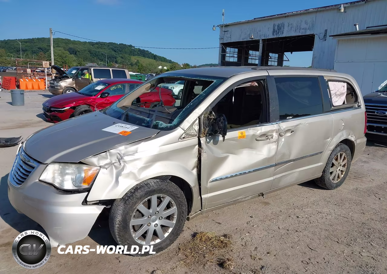 2013 Chrysler Town & Country Touring VIN:2C4RC1BG8DR741913 - 6