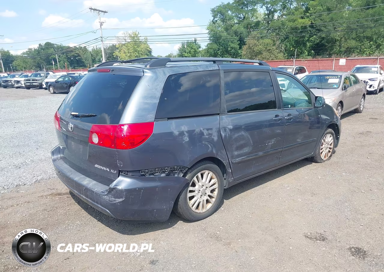 2010 Toyota Sienna Xle VIN:5TDYK4CC8AS332258 - 12