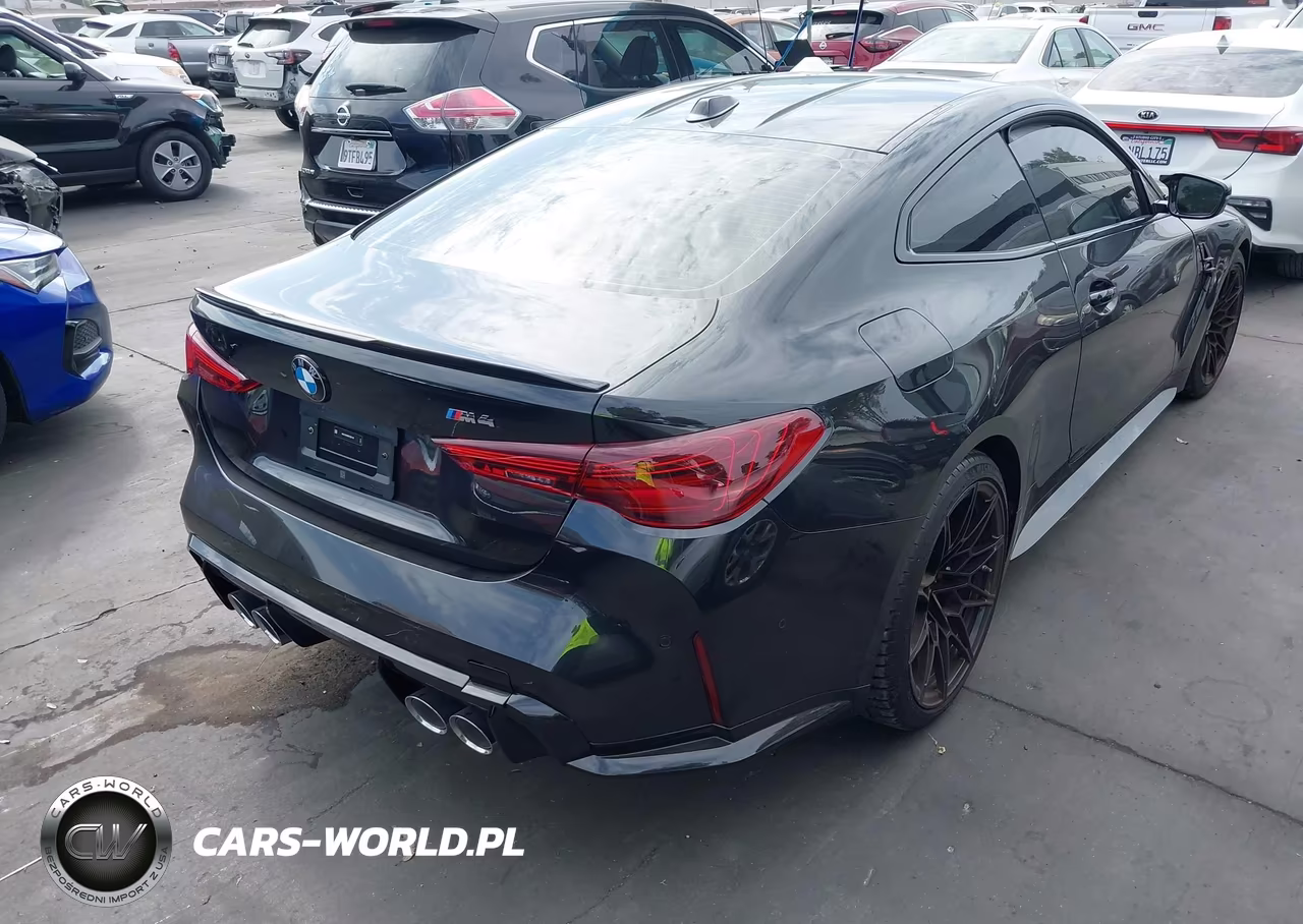 2026 BMW M4 VIN:WBS13HK08TCX51186 - 4