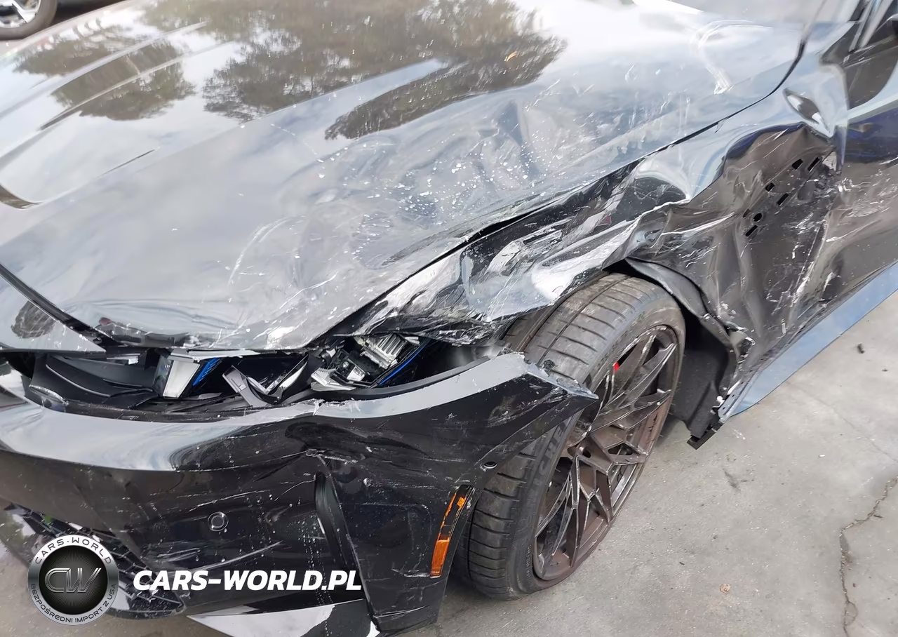 2026 BMW M4 VIN:WBS13HK08TCX51186 - 6