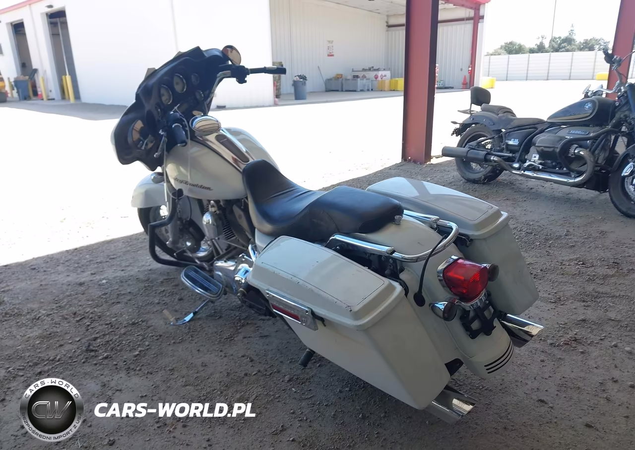 2008 Harley-Davidson Flhx VIN:1HD1KB4328Y612159 - 3