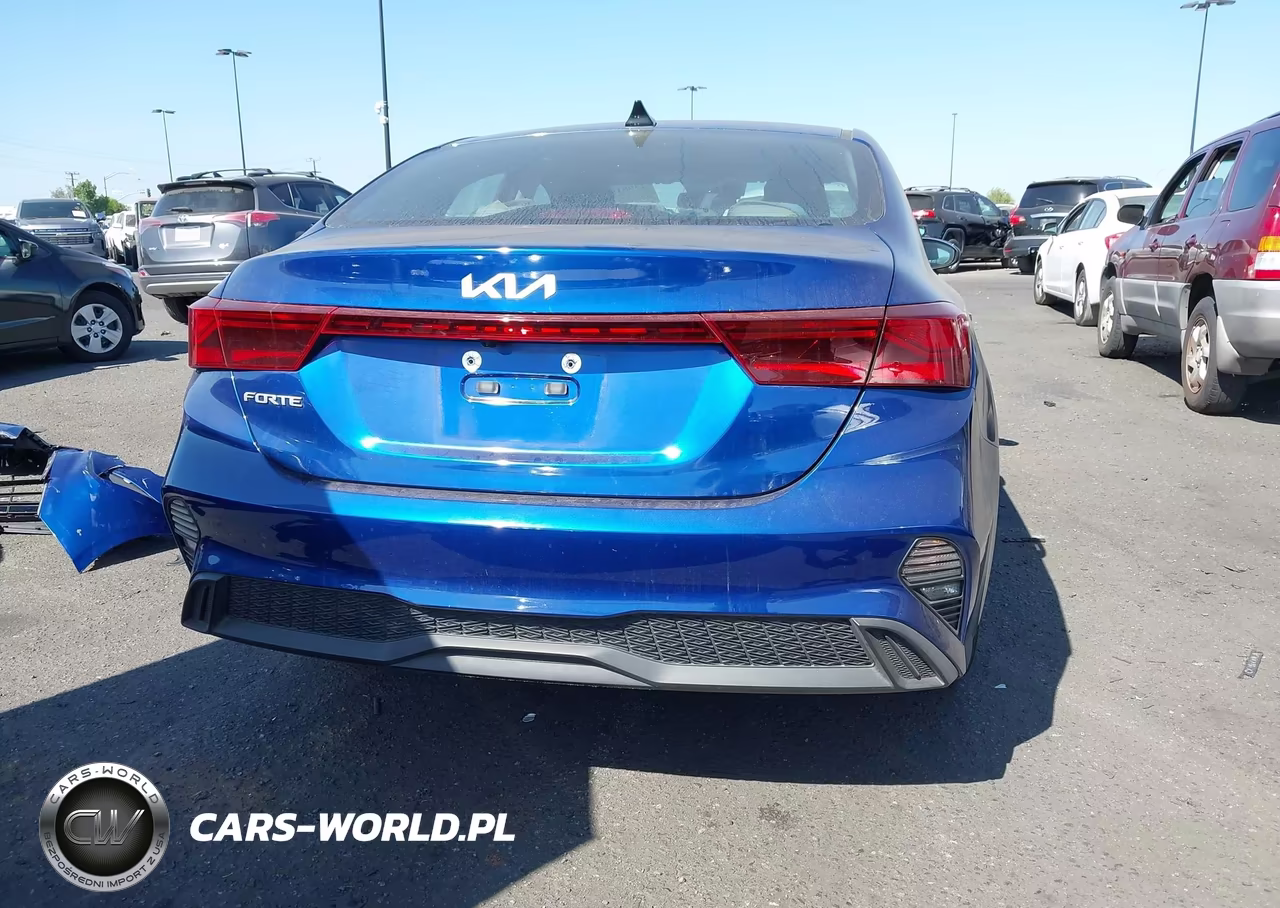2023 Kia Forte Lxs VIN:3KPF24AD4PE684257 - 17