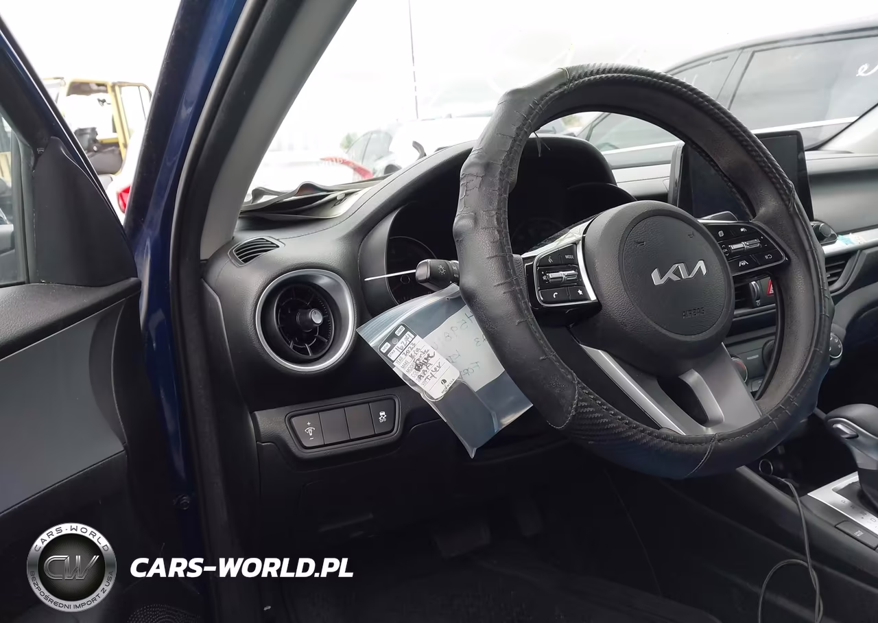 2023 Kia Forte Lxs VIN:3KPF24AD4PE684257 - 20