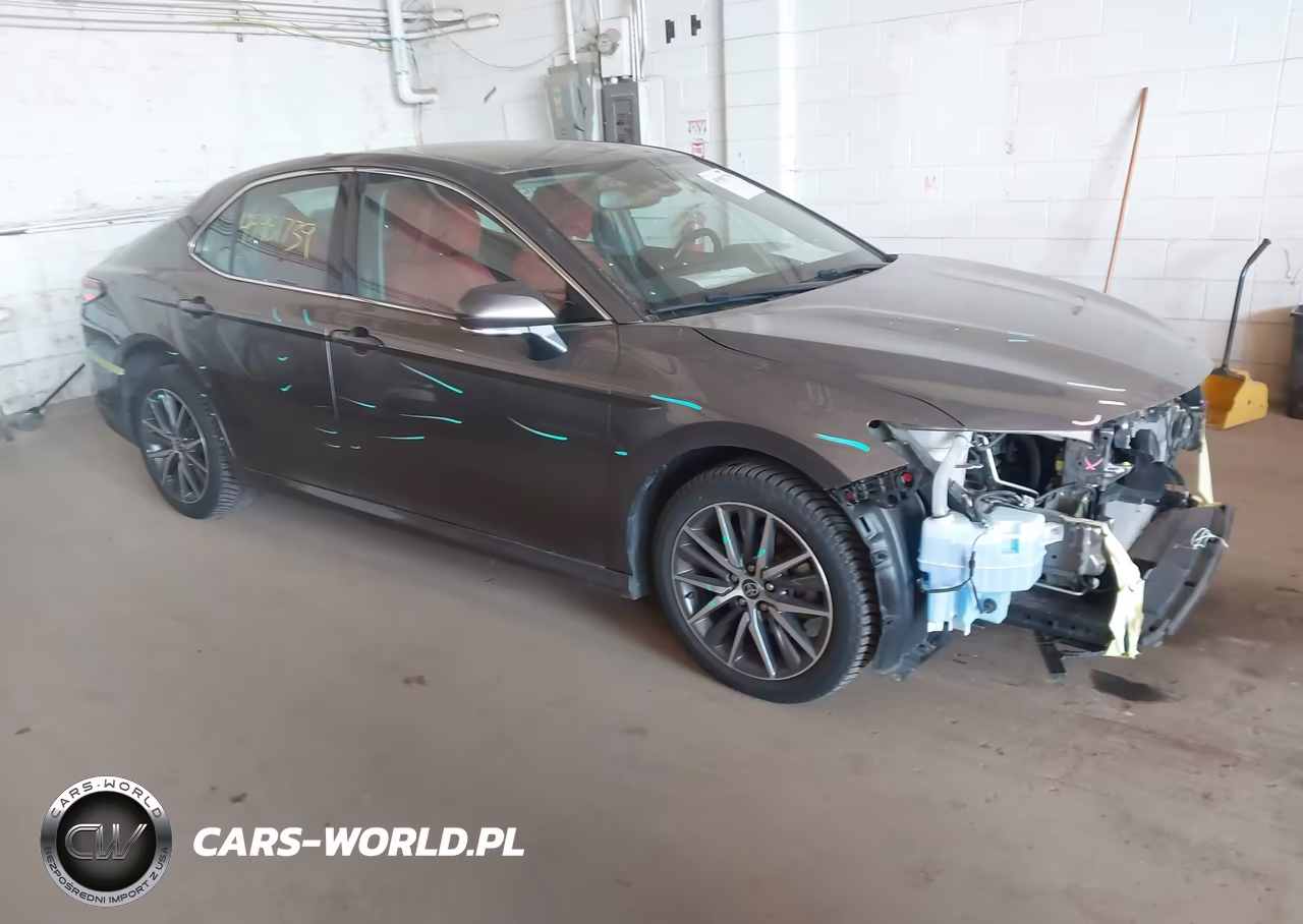 2021 Toyota Camry Xle Awd – zdjęcie 1 z 16