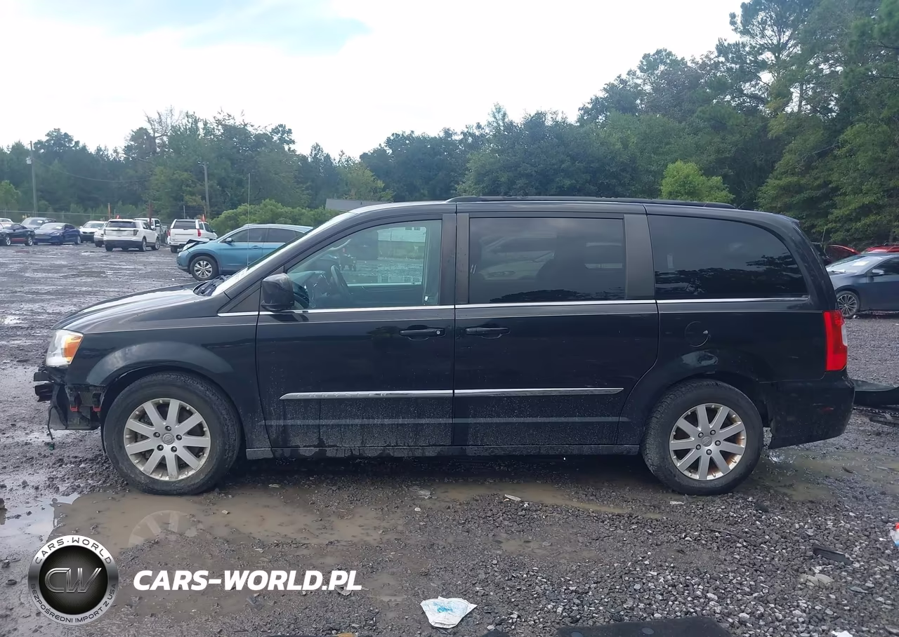 2014 Chrysler Town & Country Touring VIN:2C4RC1BG6ER211537 - 15