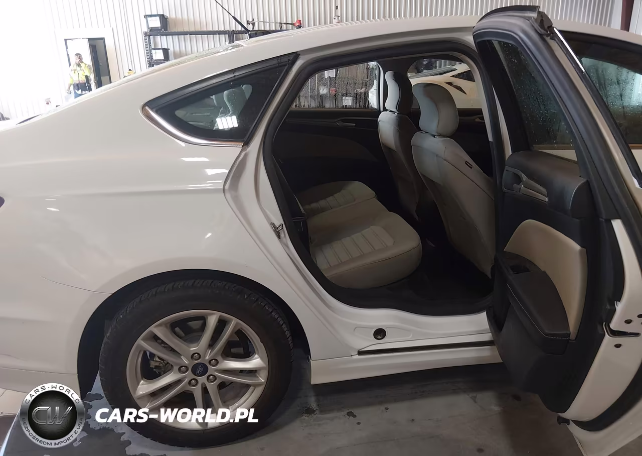 2018 Ford Fusion Hybrid S VIN:3FA6P0UU6JR273700 - 8
