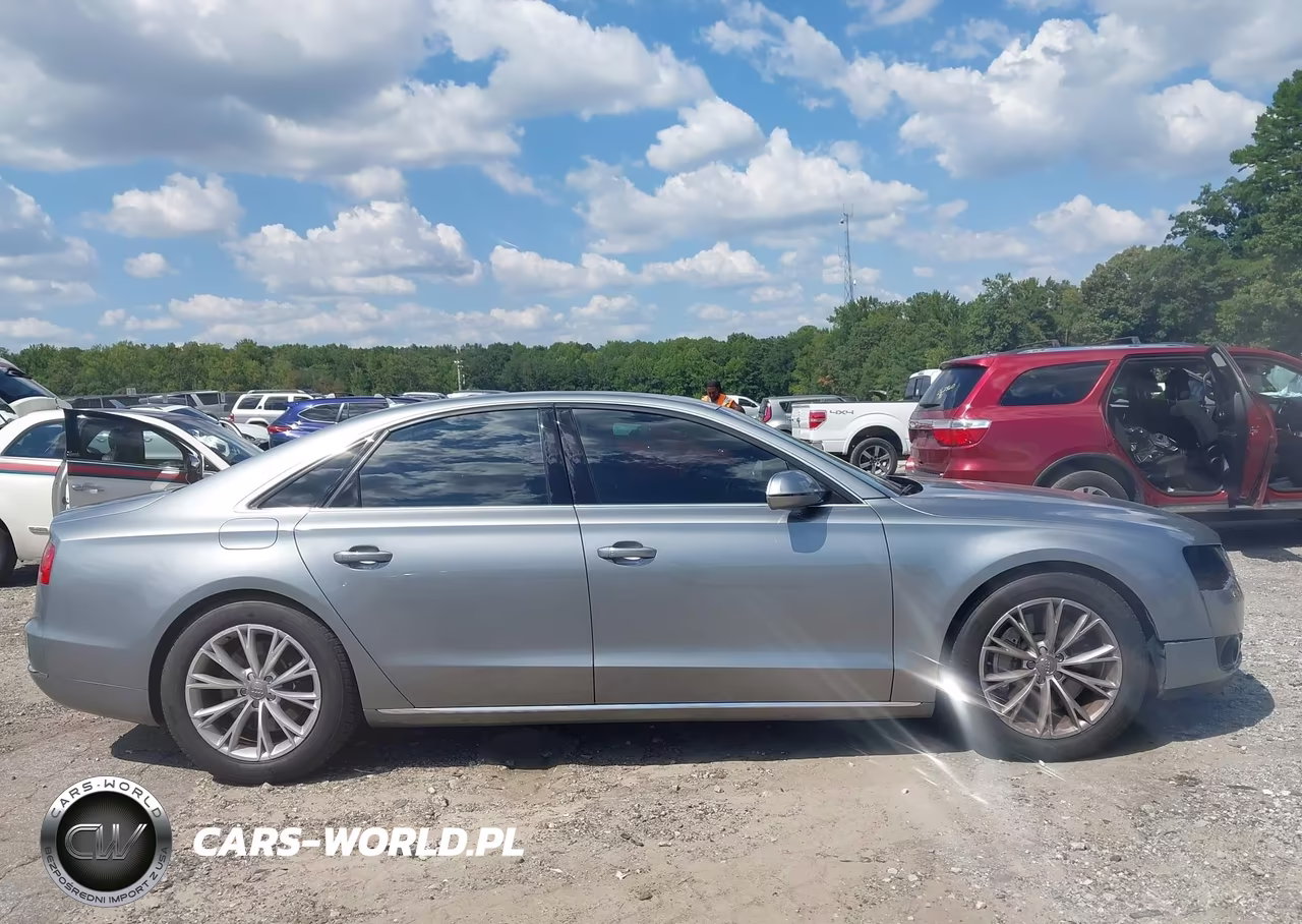 2012 Audi A8 4.2 (Tiptronic) (No Longer Orderable) VIN:WAUAVAFD6CN032736 - 14
