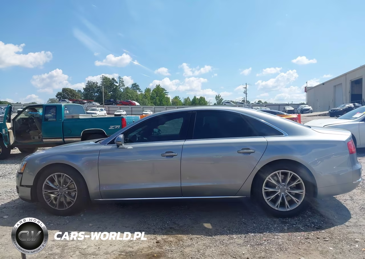 2012 Audi A8 4.2 (Tiptronic) (No Longer Orderable) VIN:WAUAVAFD6CN032736 - 15