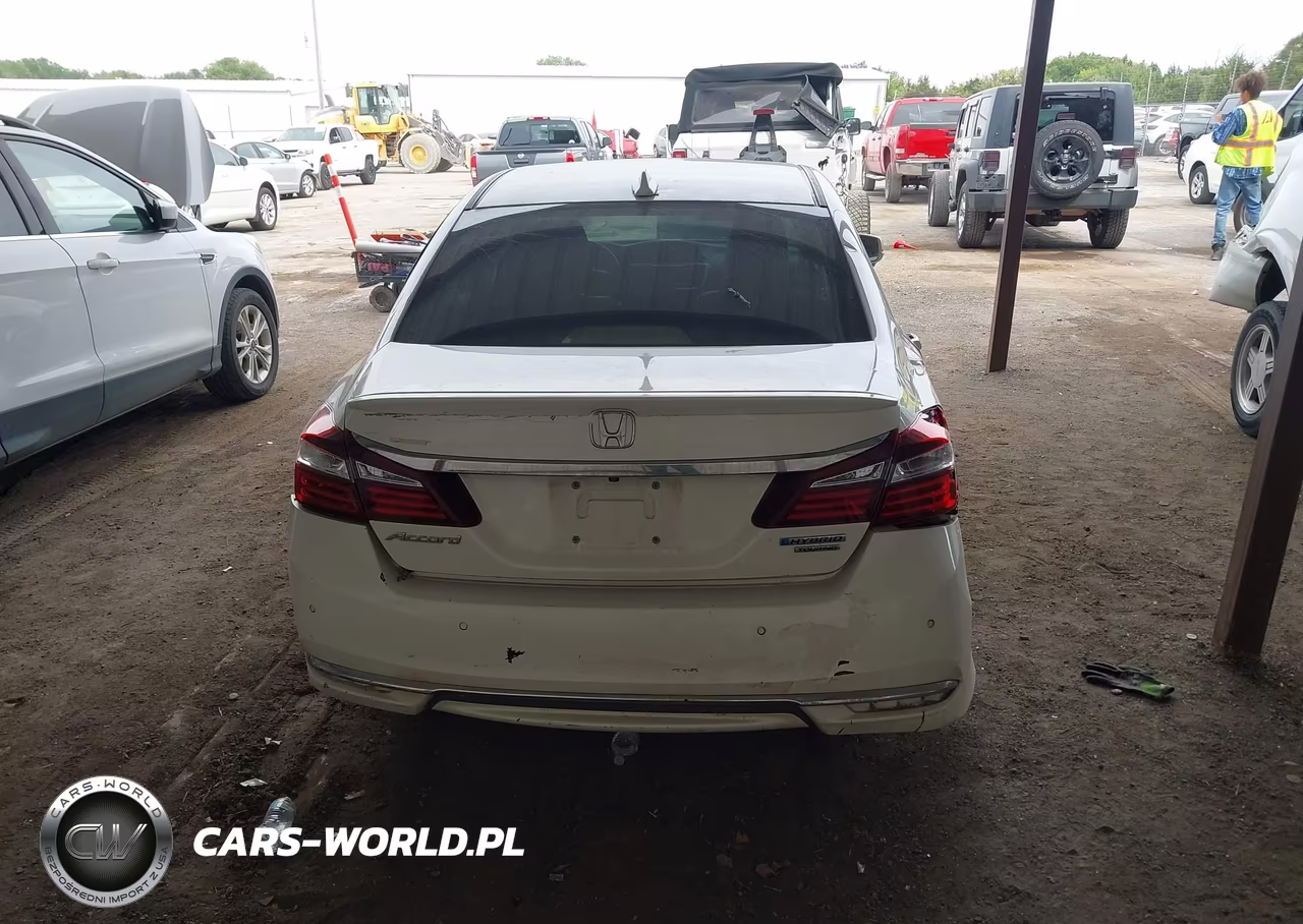2017 Honda Accord Hybrid Touring VIN:JHMCR6F73HC006796 - 16