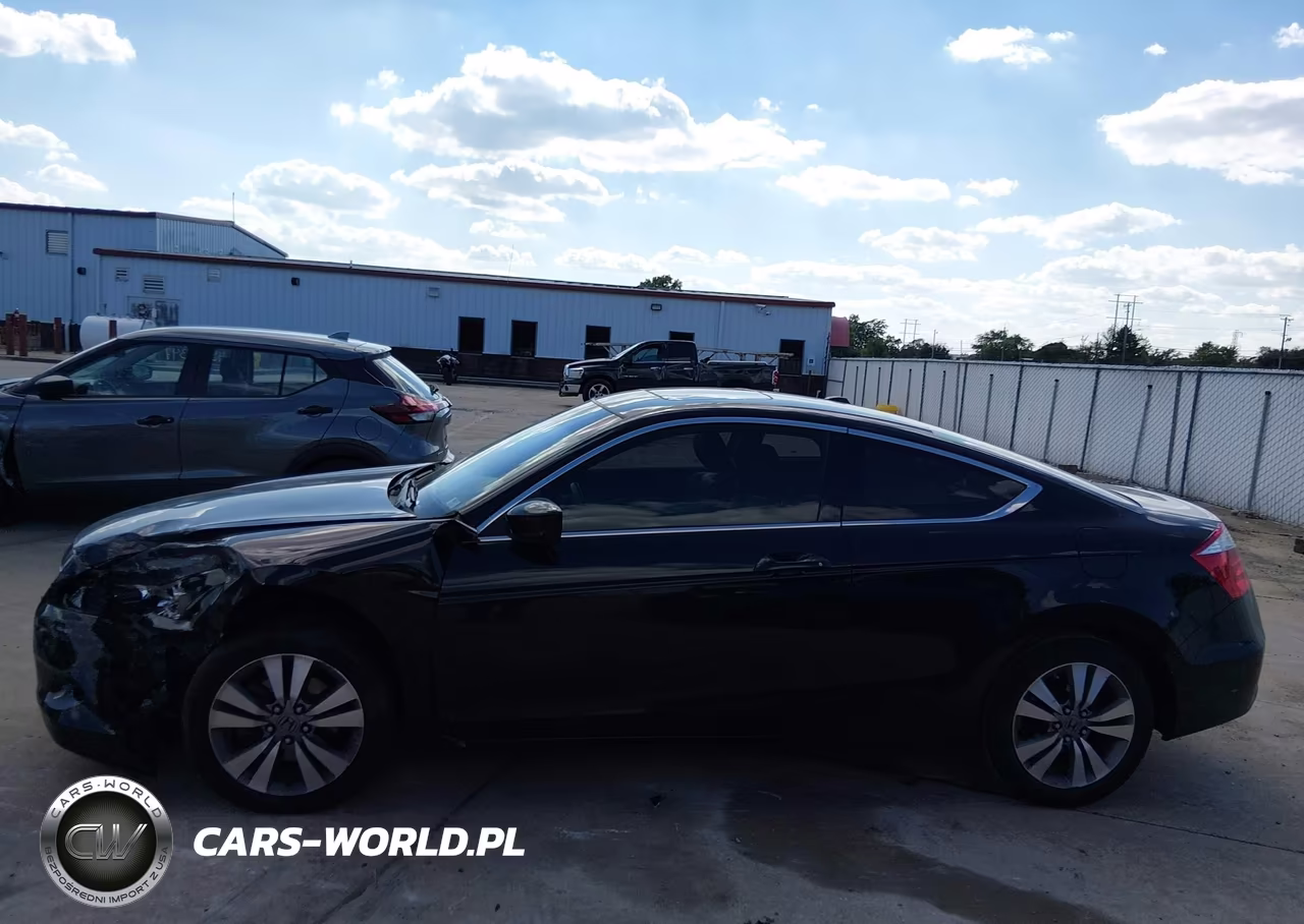 2010 Honda Accord Cpe VIN:1HGCS1B85AA013078 - 14