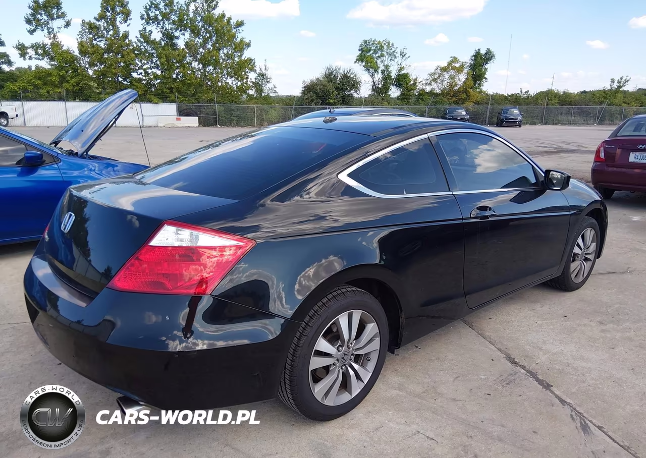 2010 Honda Accord Cpe VIN:1HGCS1B85AA013078 - 4