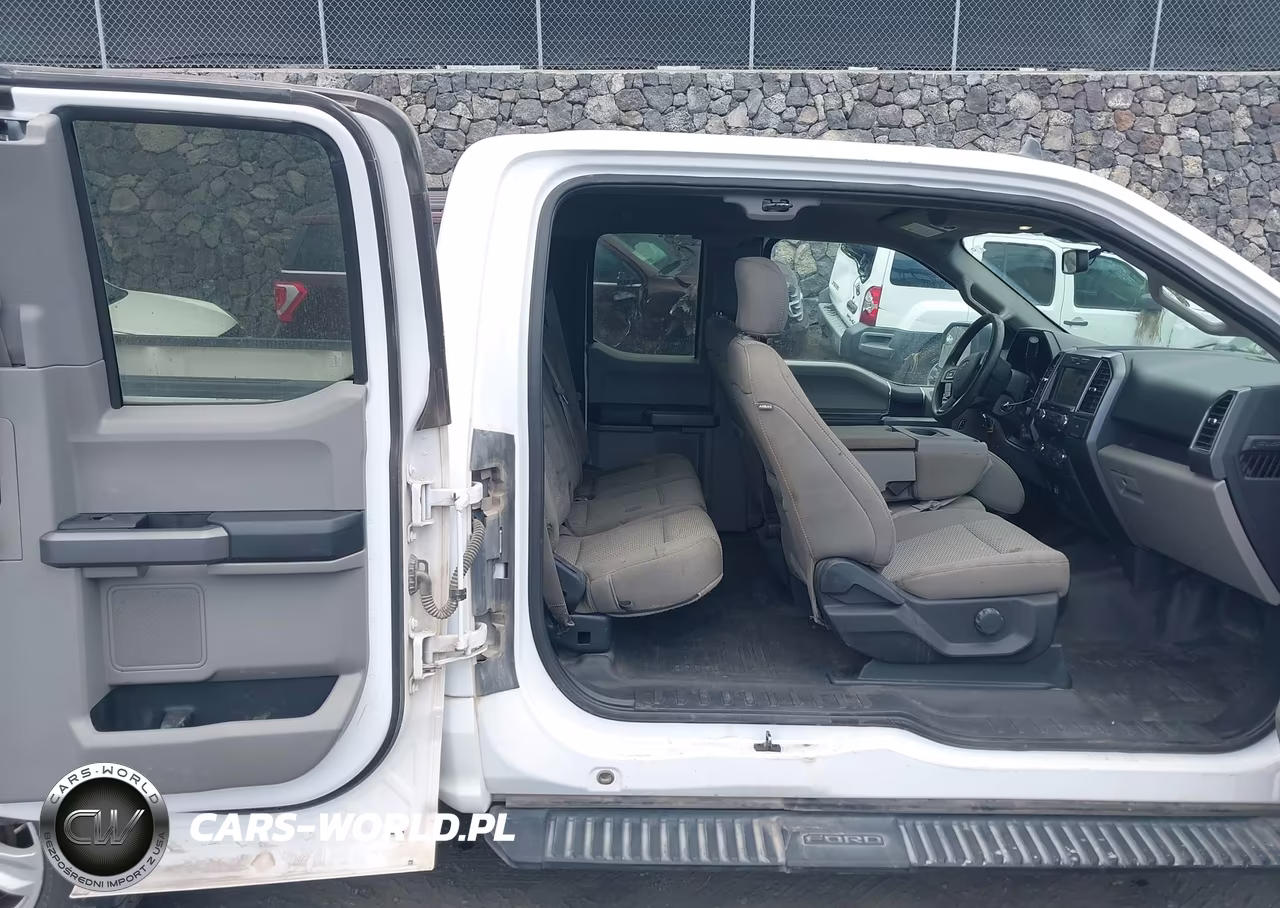 2019 Ford F-150 Xlt VIN:1FTFX1E44KKD58944 - 8