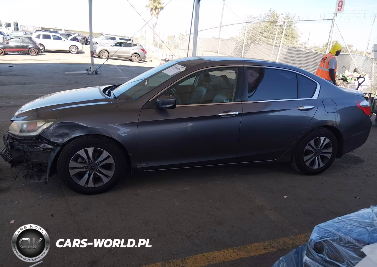 2015 Honda Accord Lx VIN:1HGCR2F3XFA215969 - 17