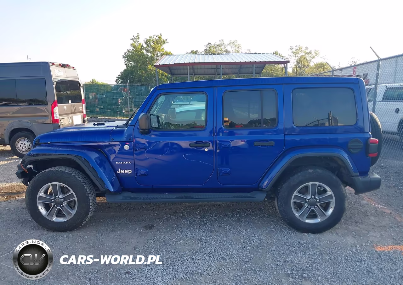 2020 Jeep Wrangler Unlimited Sahara 4X4 VIN:1C4HJXEN6LW103082 - 14