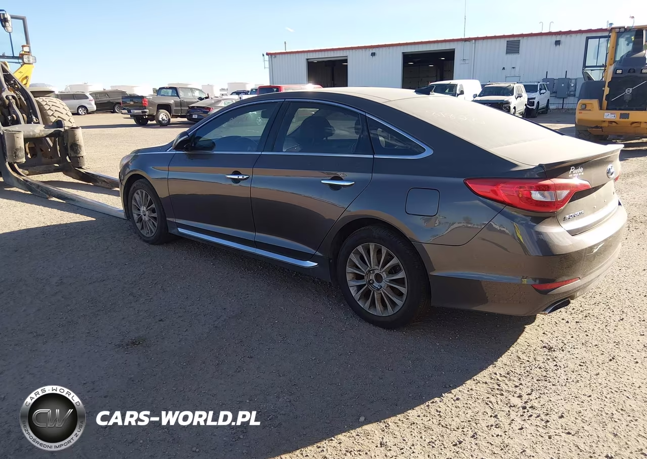 2015 Hyundai Sonata Limited VIN:5NPE34AF5FH106902 - 3