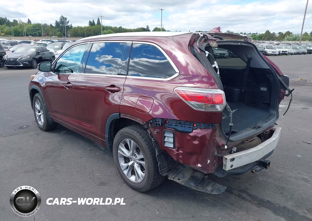 2015 Toyota Highlander Xle V6 VIN:5TDJKRFH5FS140227 - 3