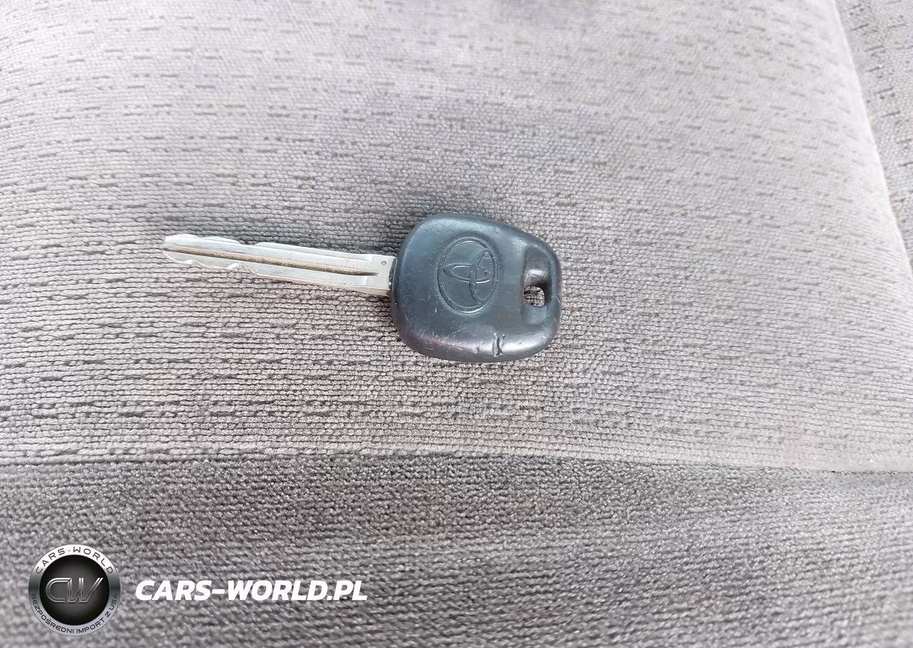 2008 Toyota Corolla Ce VIN:1NXBR32E68Z940151 - 11