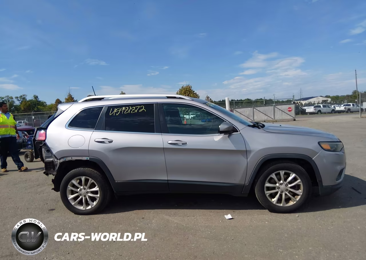 2019 Jeep Cherokee Latitude Fwd VIN:1C4PJLCB8KD172170 - 13
