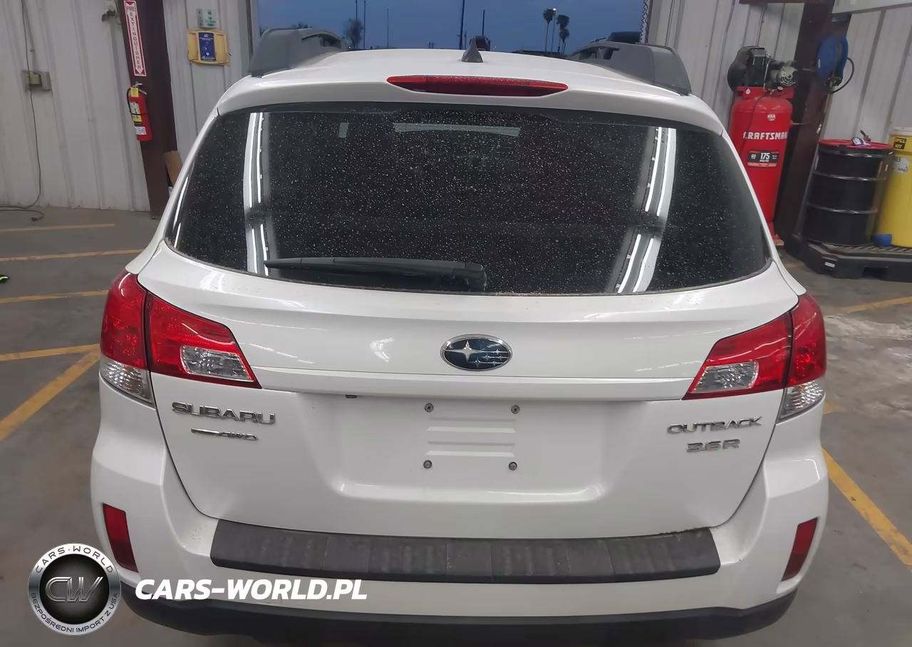2011 Subaru Outback 3.6R Limited VIN:4S4BRDLC7B2377715 - 16