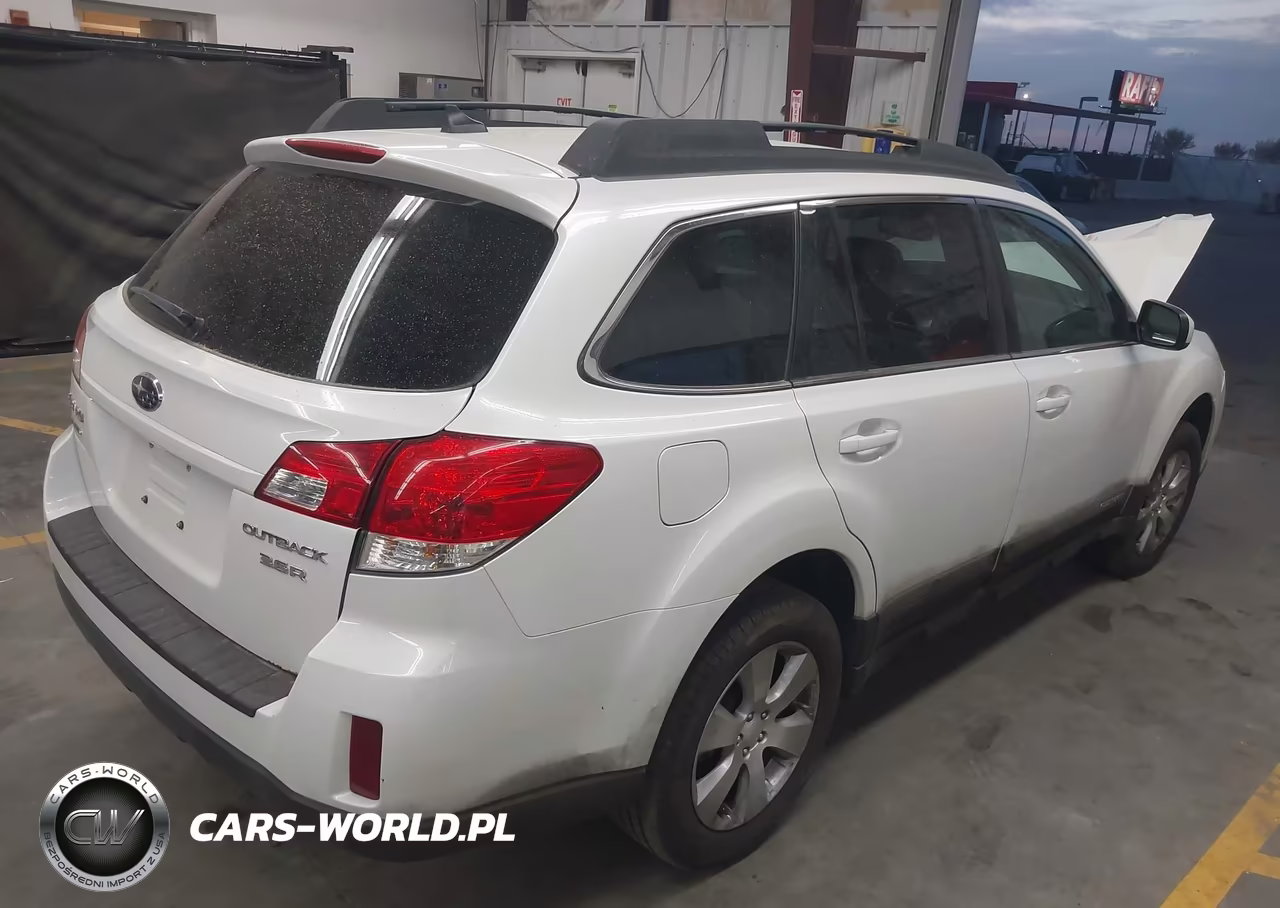 2011 Subaru Outback 3.6R Limited VIN:4S4BRDLC7B2377715 - 4