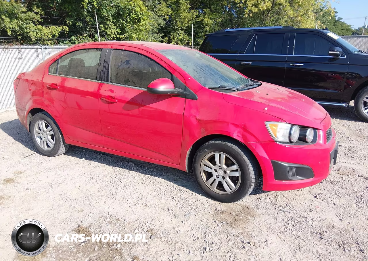 2015 Chevrolet Sonic Lt Auto – zdjęcie 1 z 12