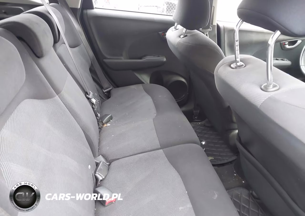 2010 Honda Fit Sport VIN:JHMGE8H47AC004888 - 8