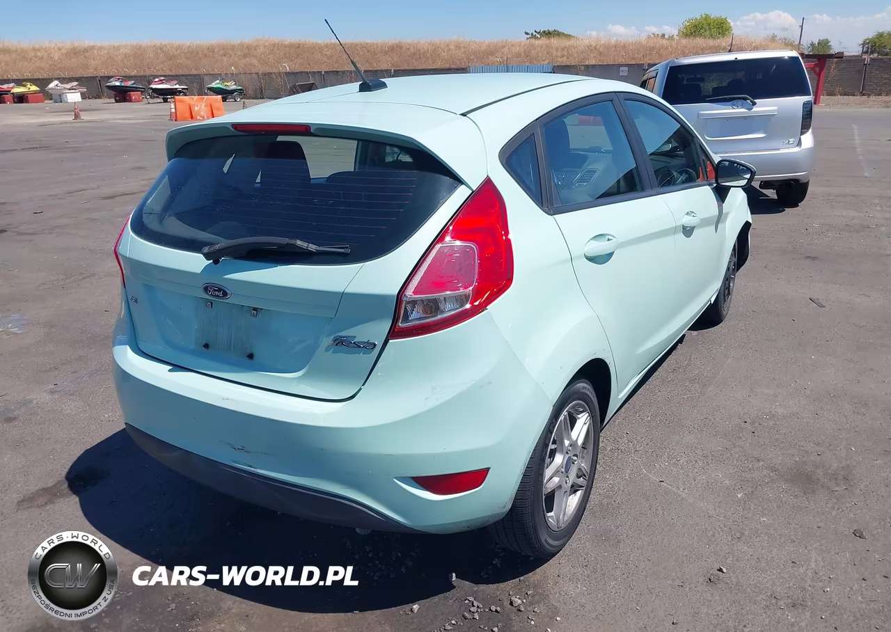2017 Ford Fiesta Se VIN:3FADP4EJ7HM126036 - 4
