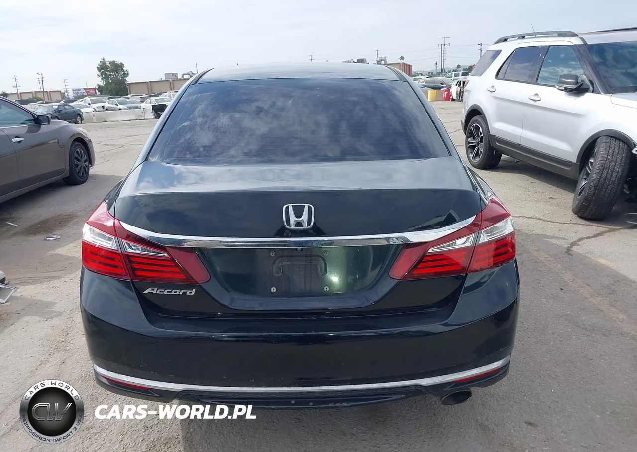 2017 Honda Accord Lx VIN:1HGCR2F3XHA014124 - 17