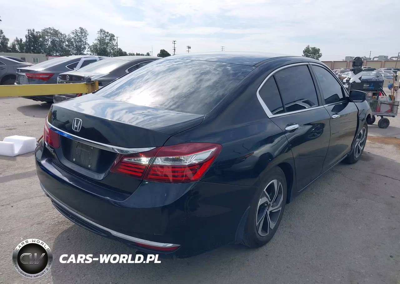 2017 Honda Accord Lx VIN:1HGCR2F3XHA014124 - 4