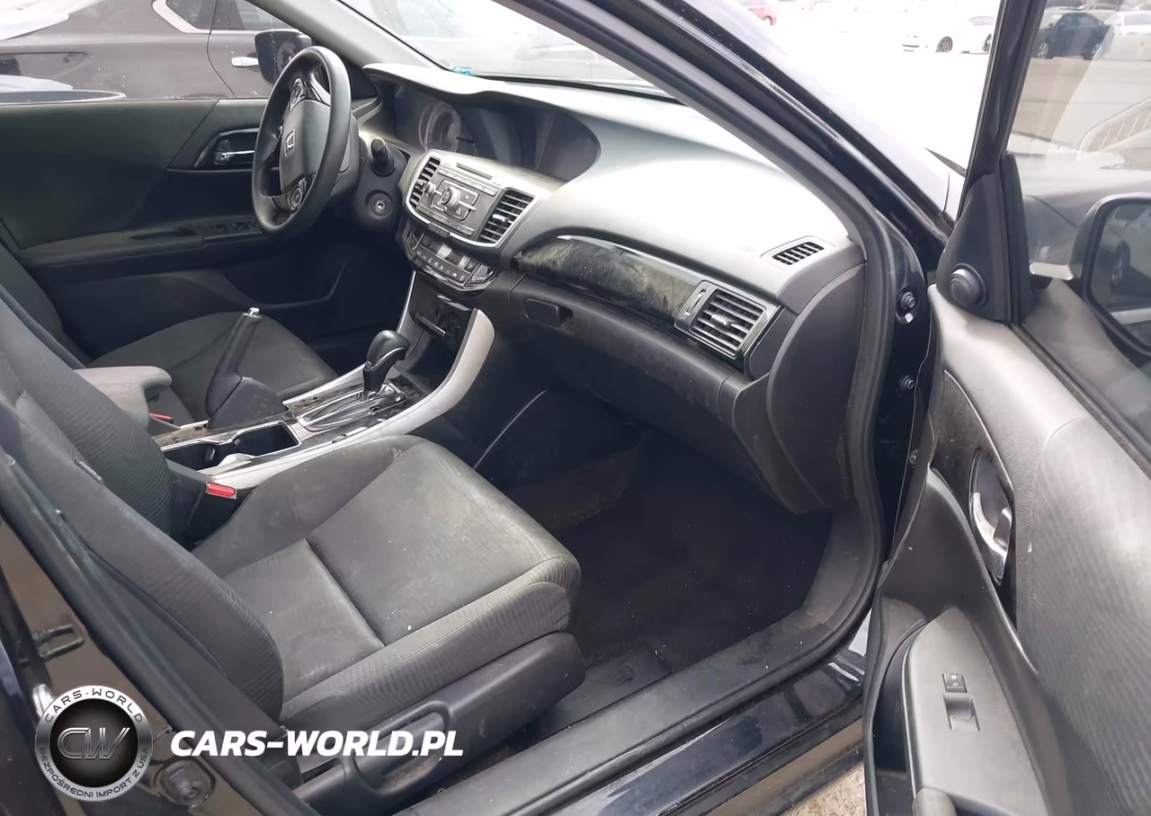 2017 Honda Accord Lx VIN:1HGCR2F3XHA014124 - 5