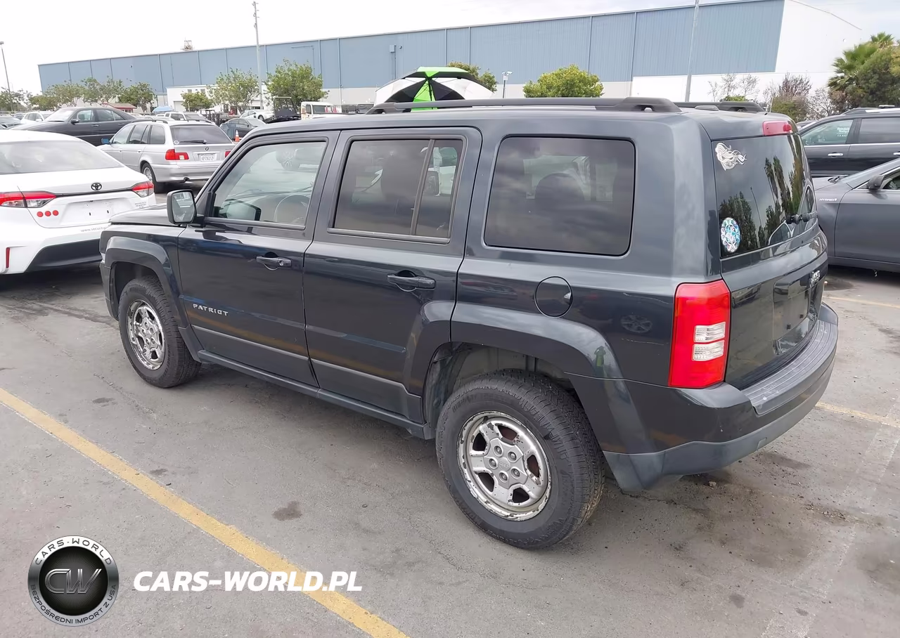 2014 Jeep Patriot Sport VIN:1C4NJPBB5ED785609 - 3