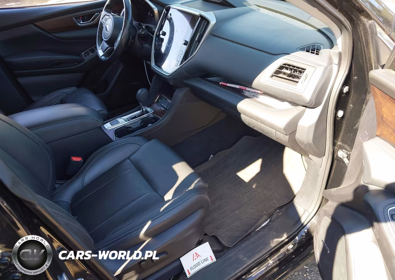 2023 Subaru Ascent Touring 7-Passenger VIN:4S4WMAWD0P3405147 - 5