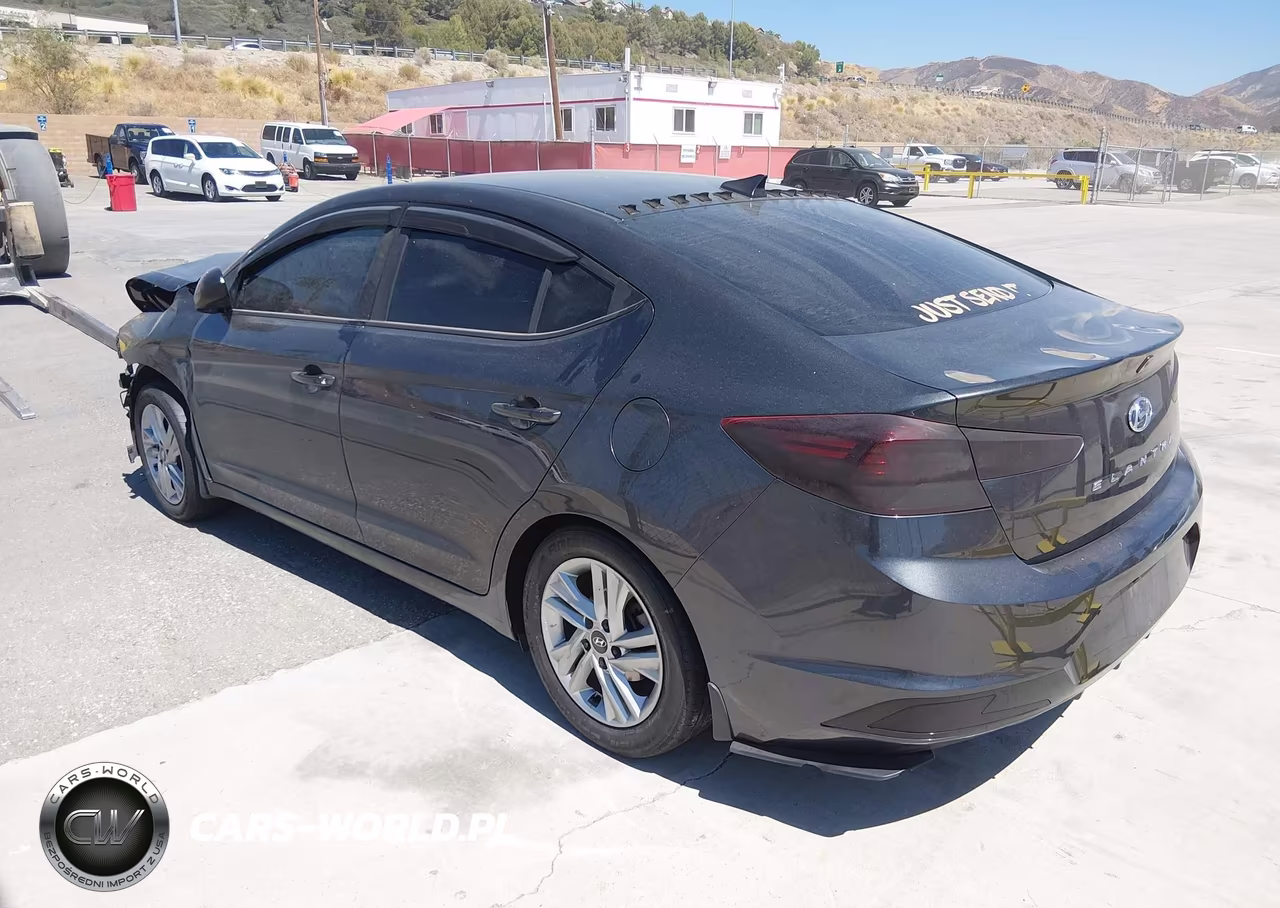 2020 Hyundai Elantra Value Edition VIN:5NPD84LF6LH629027 - 3