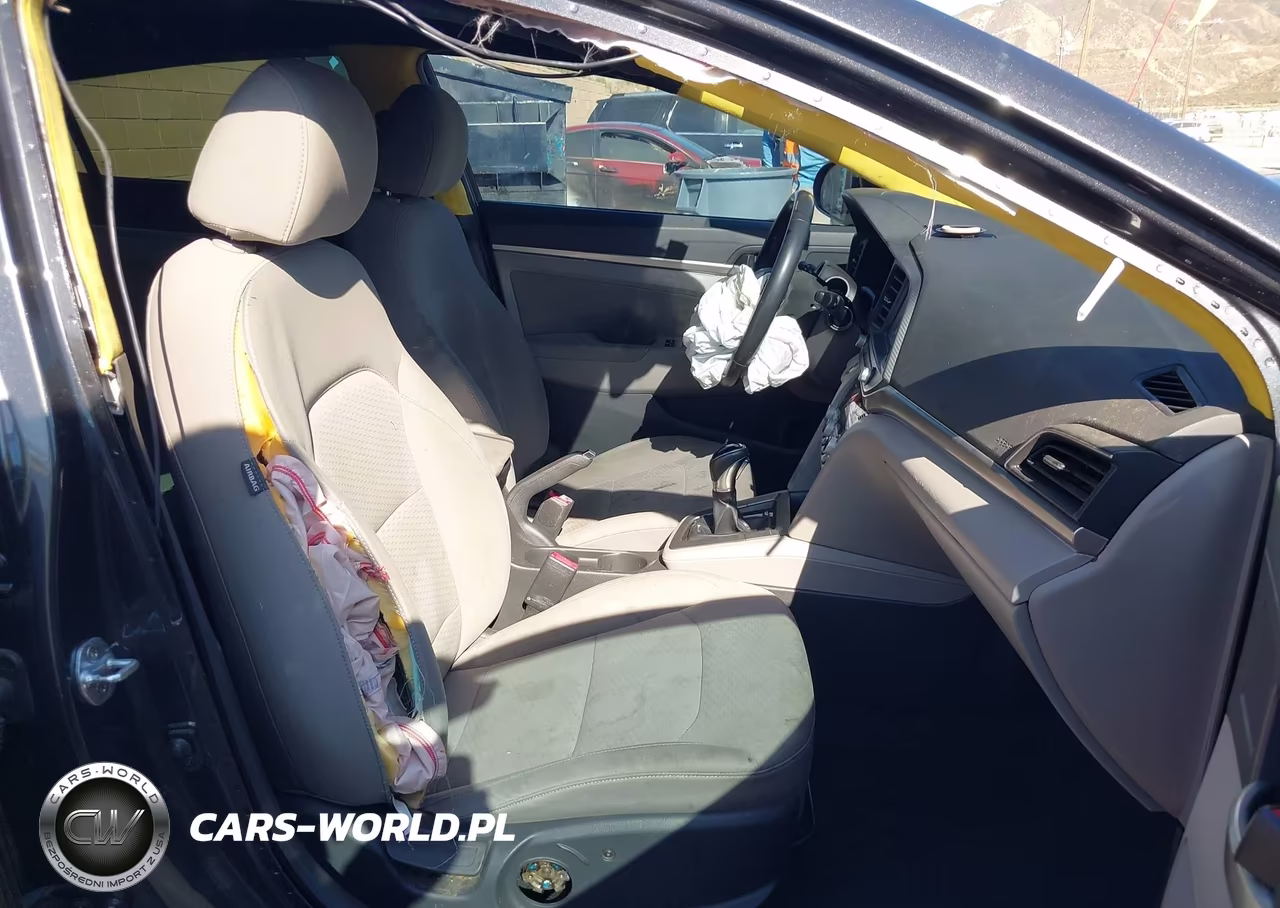 2020 Hyundai Elantra Value Edition VIN:5NPD84LF6LH629027 - 5