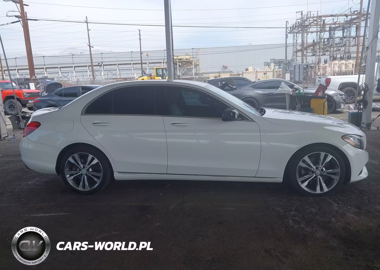 2015 Mercedes-Benz C 300 VIN:55SWF4JB6FU043234 - 13