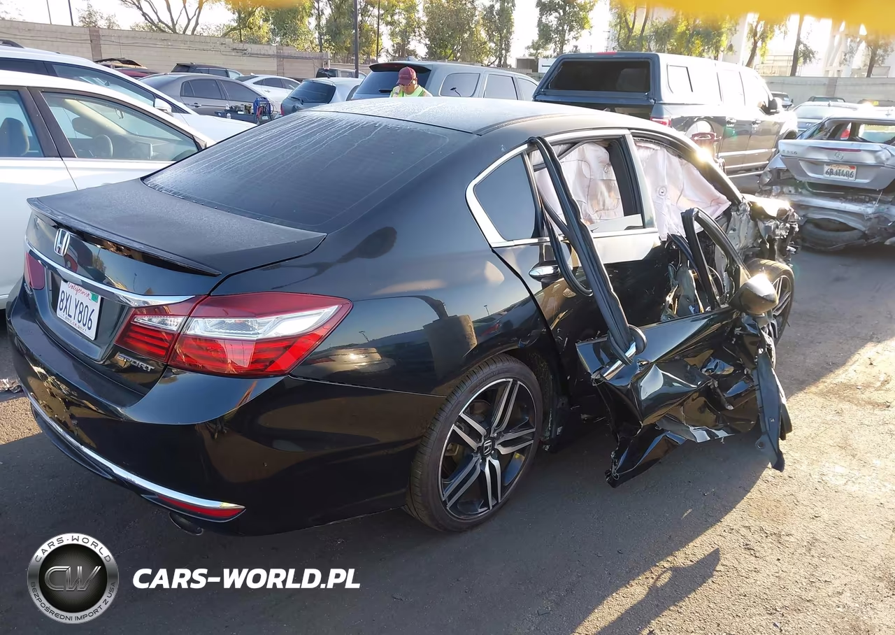2016 Honda Accord Sport VIN:1HGCR2F5XGA093262 - 4