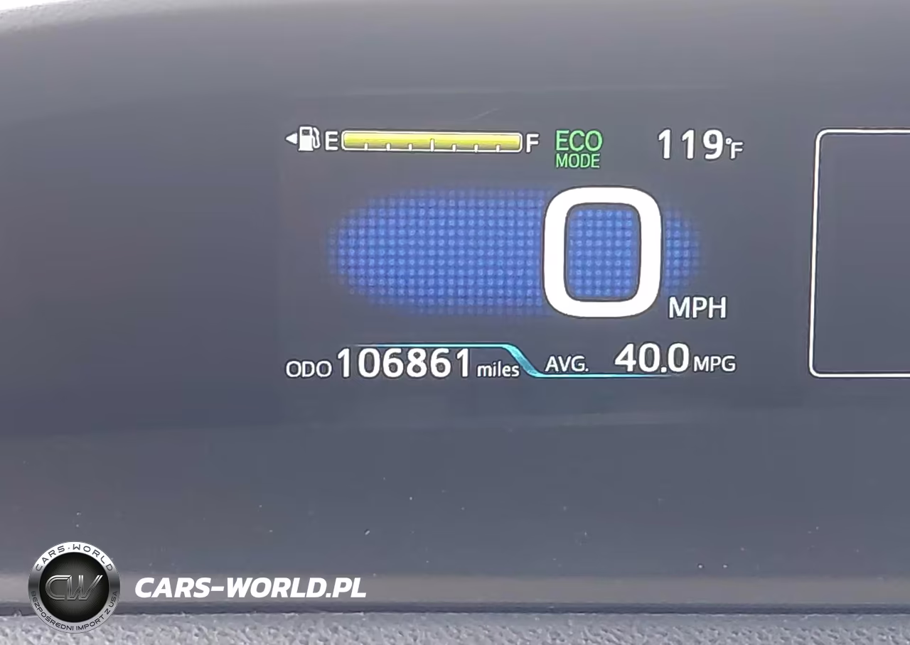 2017 Toyota Prius Two VIN:JTDKBRFU5H3573035 - 7