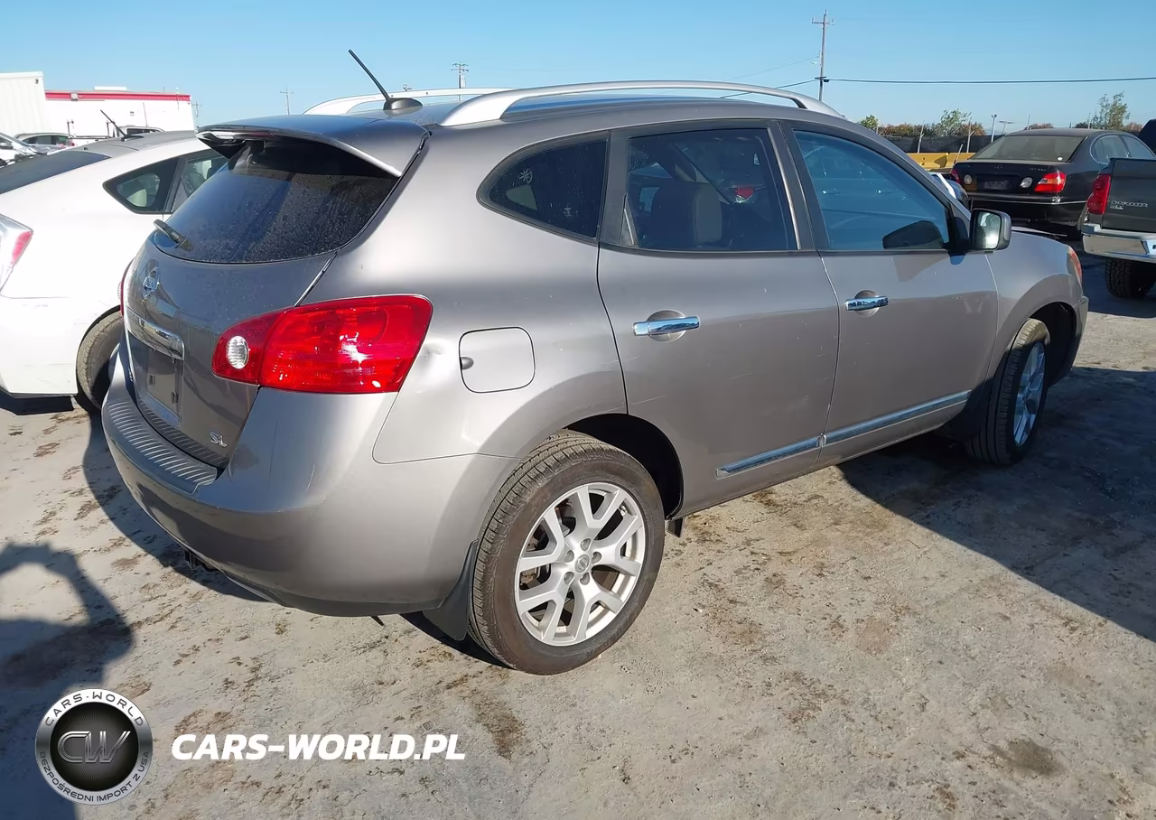 2011 Nissan Rogue Sv VIN:JN8AS5MT0BW188524 - 4
