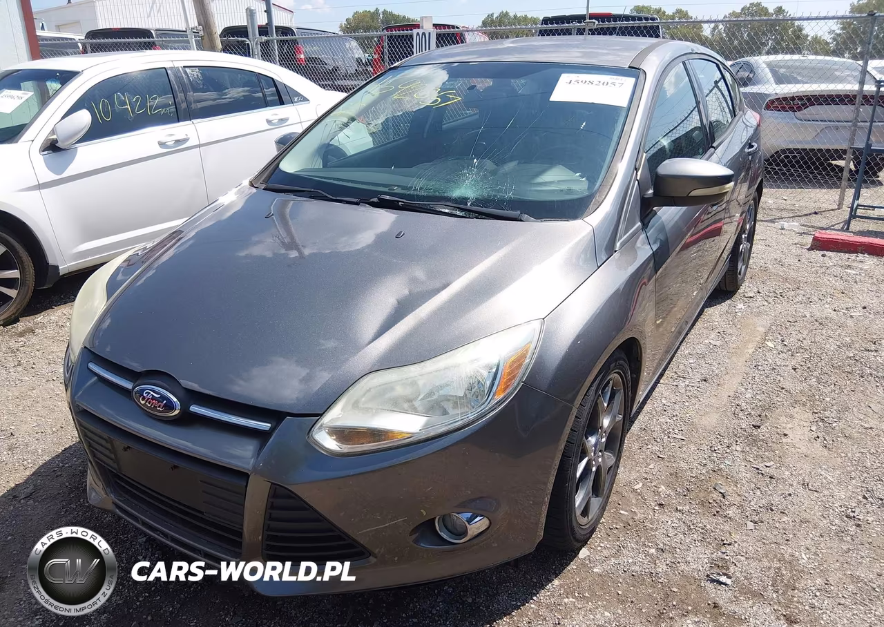2014 Ford Focus Se VIN:1FADP3K28EL218244 - 2